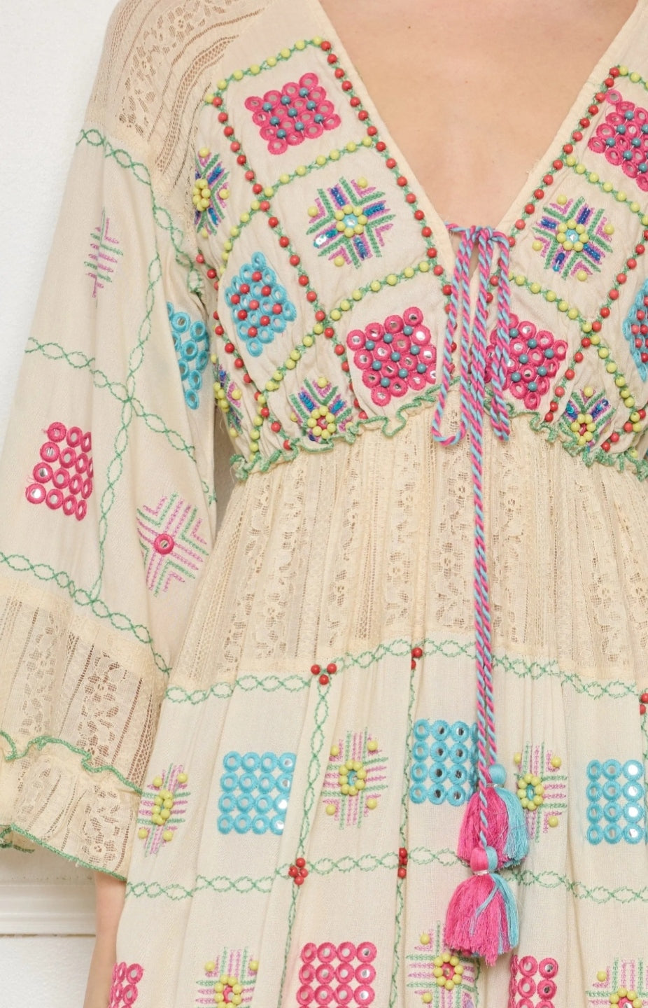 vestido de algodón con encaje