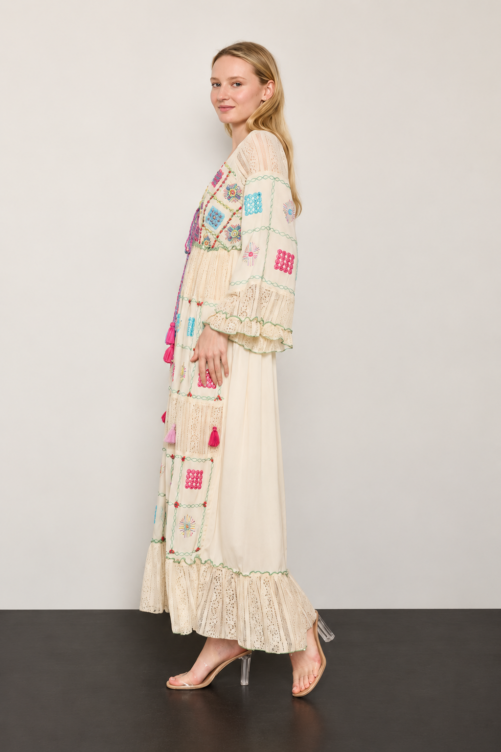 vestido de algodón con encaje