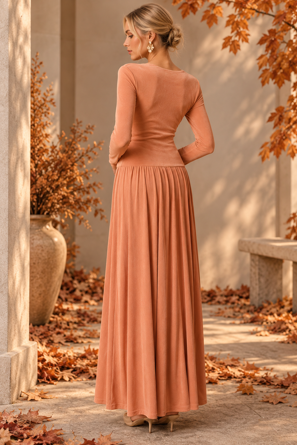 Vestido largo elegante de manga larga, escote en V drapeado con detalle de encaje